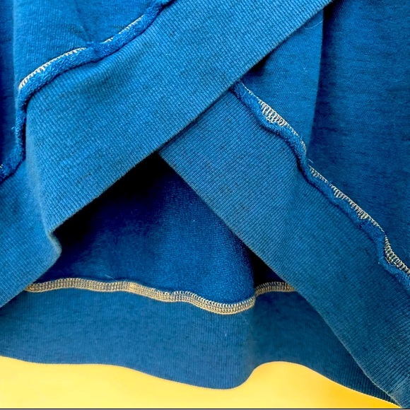 HARD TAIL Criss-Cross. High-Low Hemline. Cotton Sweatshirt. - Picture 4 of 8